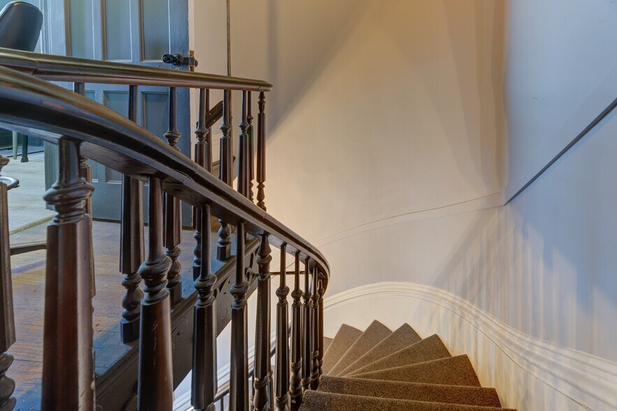 More Photos Of 28 E Main St, Johnstown General Retail For Sale