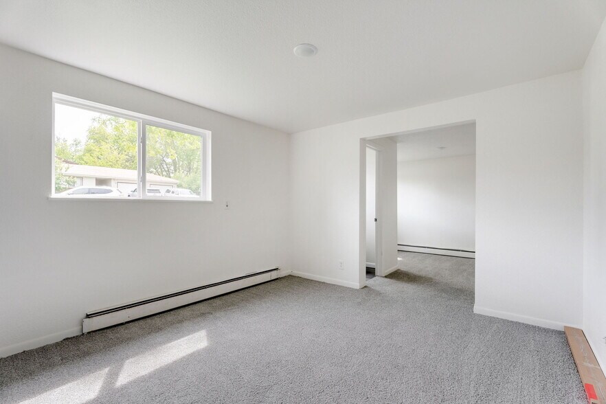 More Photos Of 1629 Azalea Dr, Fort Collins Apartments For Sale