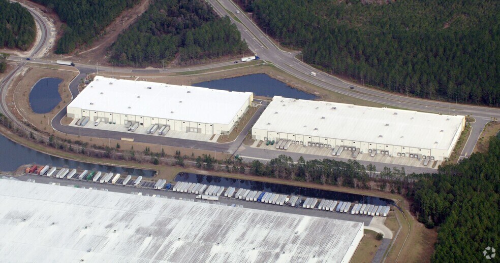 More Photos Of 3750 Cisco Dr W, Jacksonville Distribution For Lease