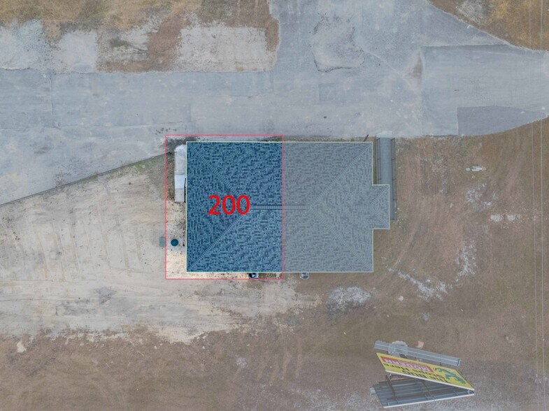 More Photos Of 3261 New Bern Hwy, Jacksonville Light Distribution For Lease
