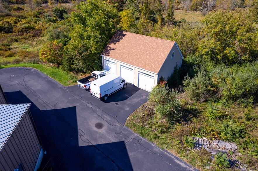 More Photos Of 793 W Center St, West Bridgewater Flex For Sale