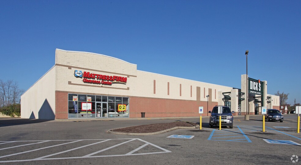 More Photos Of , Cincinnati General Retail For Sale