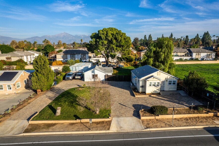 More Photos Of 76 Alabama St, Redlands Office For Lease