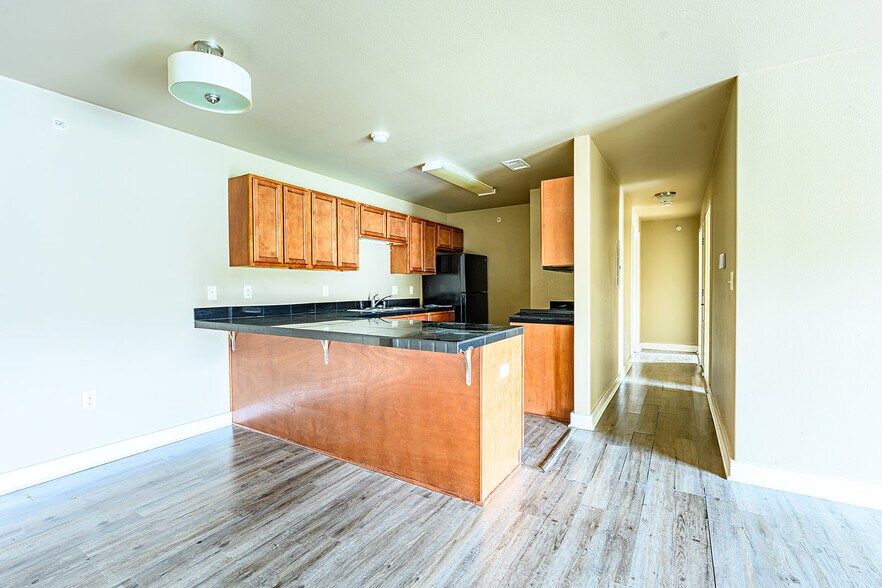 More Photos Of 2400 Market Plaza Dr, Conway Apartments For Sale
