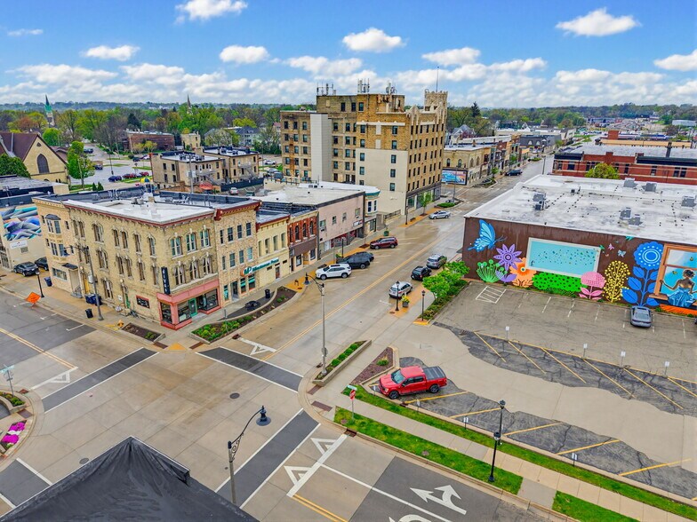 More Photos Of 309-313 W Milwaukee St, Janesville Apartments For Sale