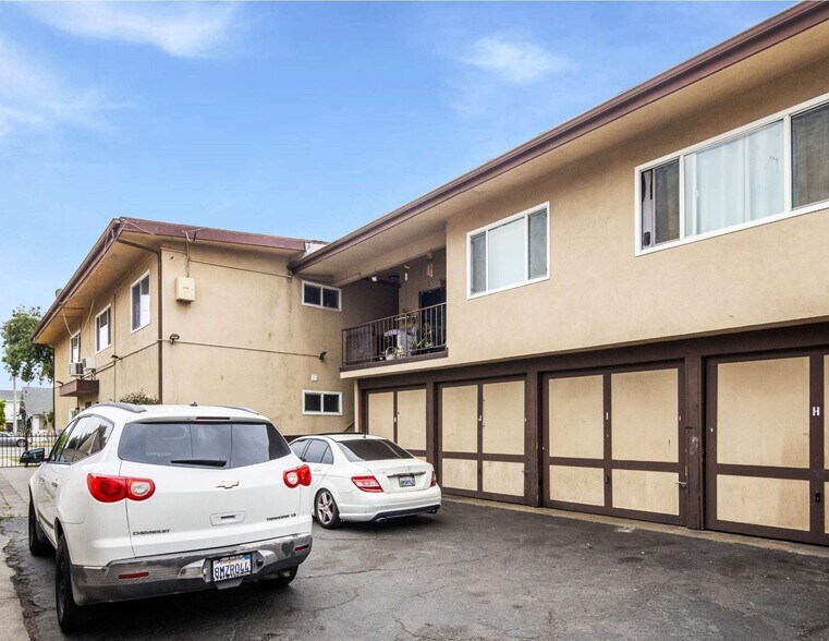 More Photos Of 525 N San Gabriel Ave, Azusa Apartments For Sale
