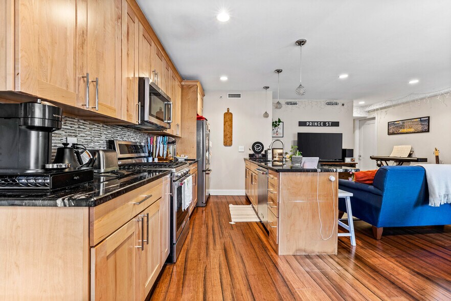 More Photos Of 104 Prince St, Boston Apartments For Sale