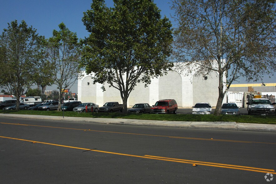More Photos Of 151 E Redlands Blvd, San Bernardino Auto Repair For Lease