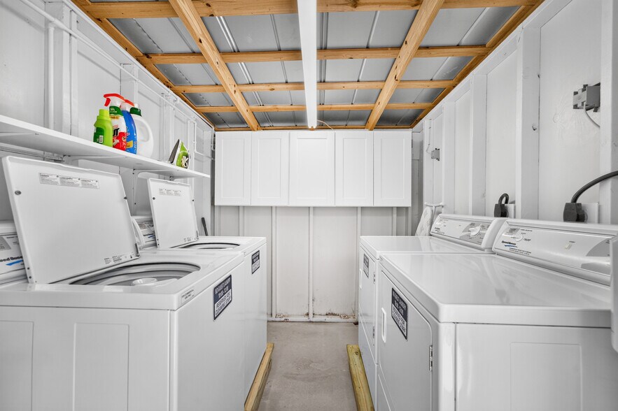 More Photos Of 1130 Gulf Blvd, Englewood Apartments For Sale