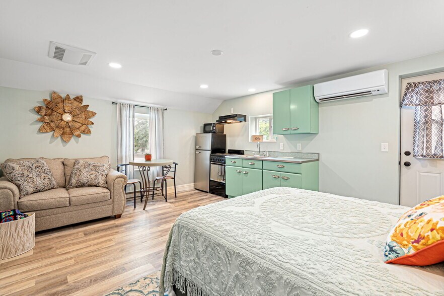 More Photos Of 116 Mill S St, Brownsdale Restaurant For Sale