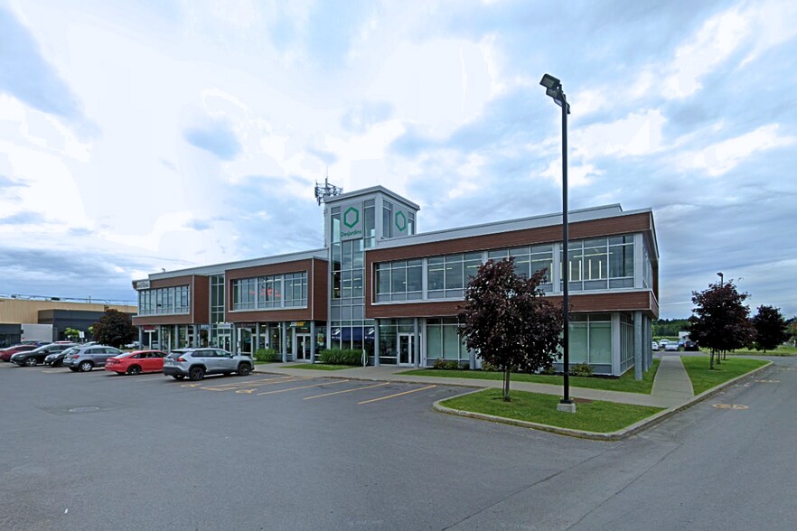 More Photos Of , Repentigny Unknown For Sale