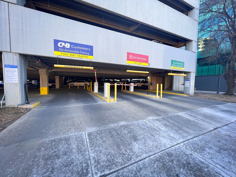 More Photos Of 500 W Illinois Ave, Midland Office For Lease