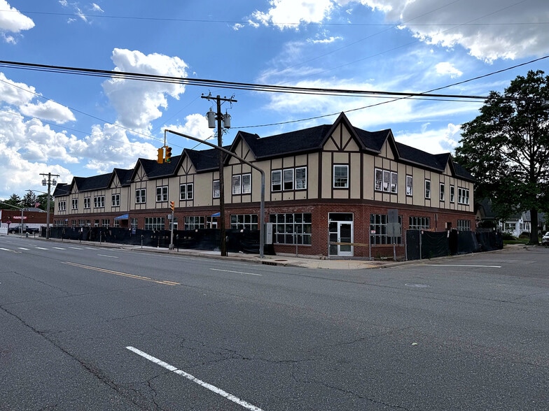 More Photos Of 43-61 Covert Avenue, Floral Park General Retail For Lease