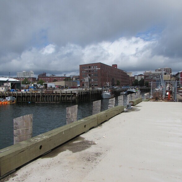 More Photos Of 50 Union Wharf, Portland Land For Lease