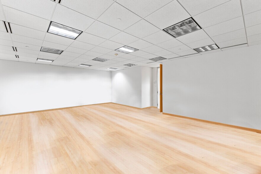 More Photos Of 1100 Alakea St, Honolulu Office For Sale