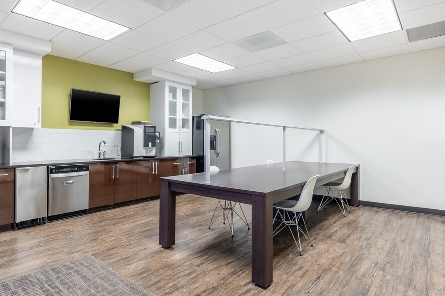 More Photos Of 18 Campus Blvd, Newtown Square Coworking Space