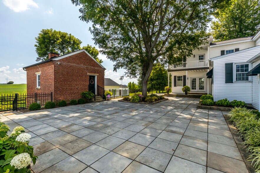 More Photos Of 29614 Tarlton Adelphi Rd, Laurelville Hospitality For Sale