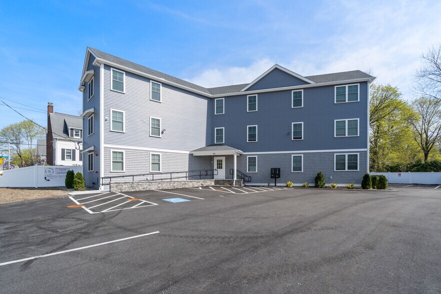 Primary Photo Of 73-77 Union St, Holbrook Apartments For Lease