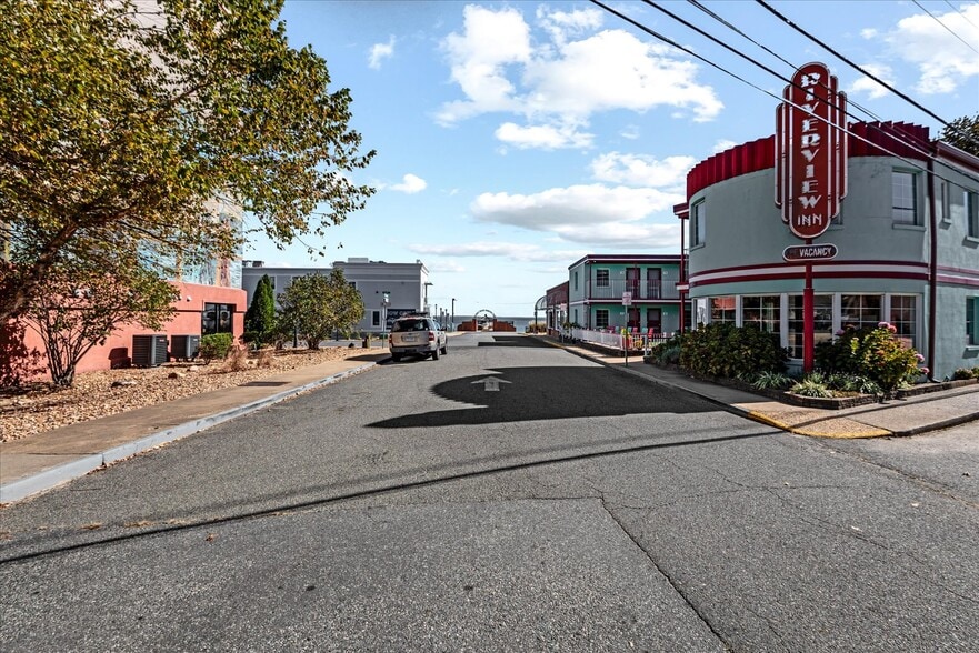 More Photos Of 100 Taylor St, Colonial Beach Storefront Retail Office For Sale