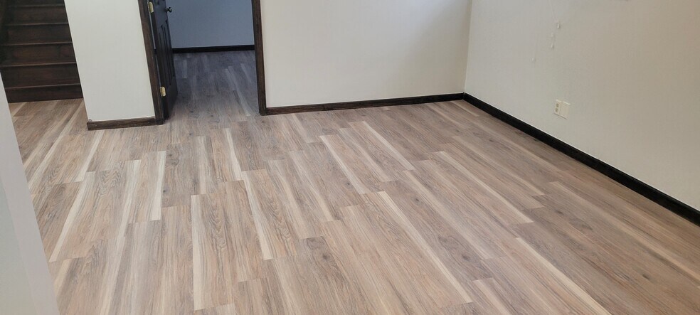 More Photos Of 185 N Brookwood Ave, Hamilton Medical For Lease