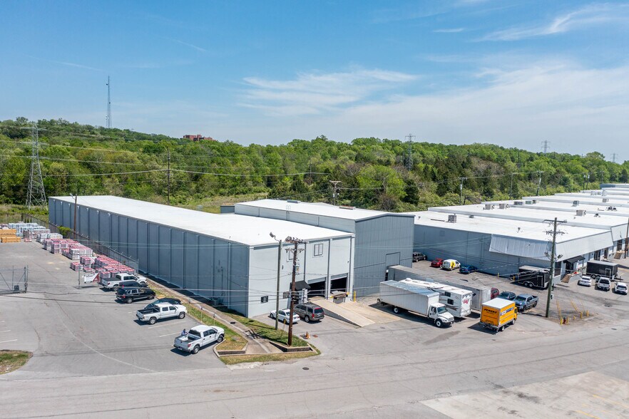 More Photos Of 3310-3422 Ambrose Ave, Nashville Unknown For Lease