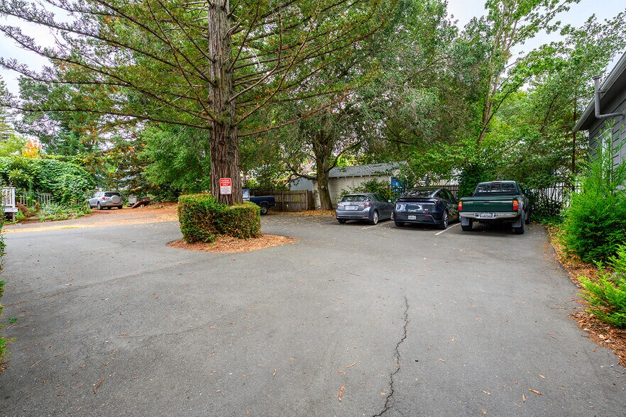 More Photos Of 318 S Main St, Sebastopol Office For Sale