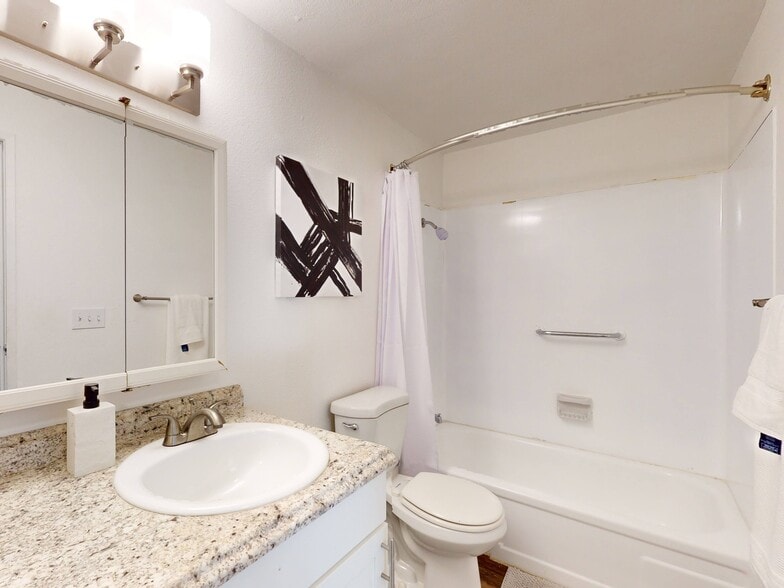 More Photos Of 465 N Arthur St, Kennewick Apartments For Sale