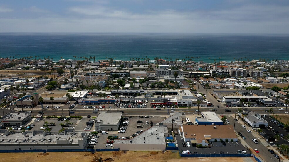 More Photos Of 1112 S Coast Hwy, Oceanside Unknown For Lease
