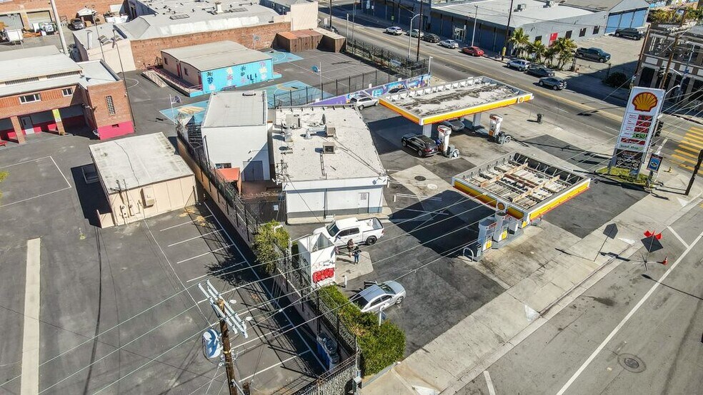 More Photos Of 1541 S Central Ave, Los Angeles General Retail For Sale