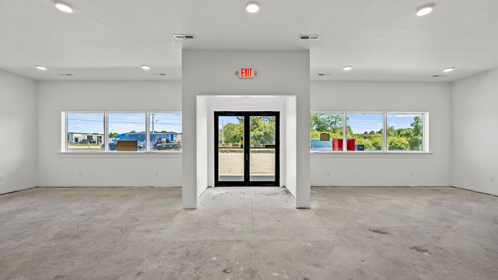 More Photos Of 6843 N Old 27, Fremont Storefront For Lease