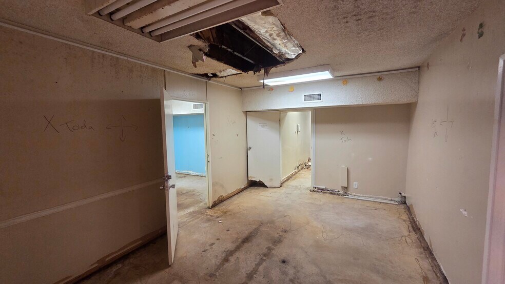 More Photos Of 1245 E Walnut St, Pasadena Loft Creative Space For Sale