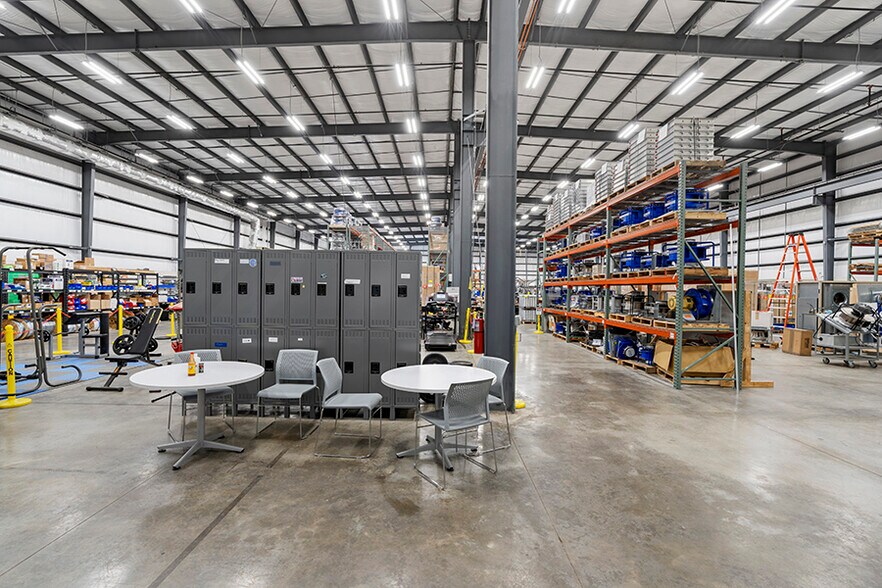 More Photos Of 4010 Deerpark Blvd, Elkton Manufacturing For Sale