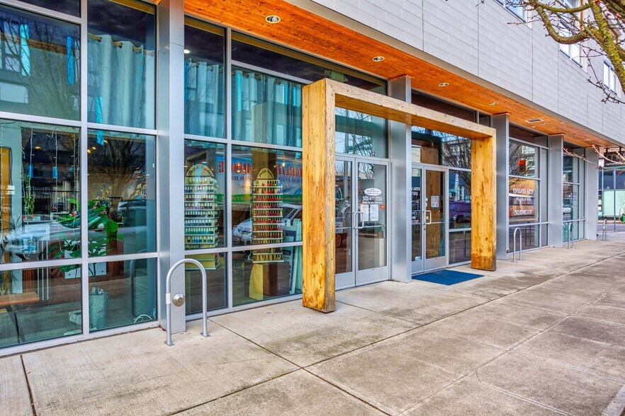 More Photos Of 10-12 NE Shaver St, Portland Apartments For Sale