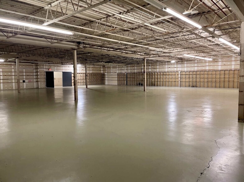 More Photos Of 73 River St, Bridgeport Manufacturing For Sale