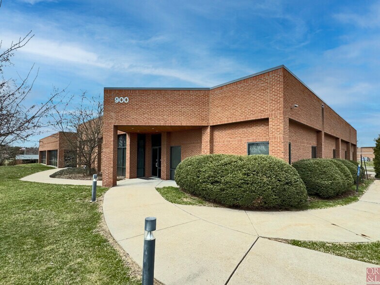 Primary Photo Of 900 Day Hill Rd, Windsor Flex For Sale