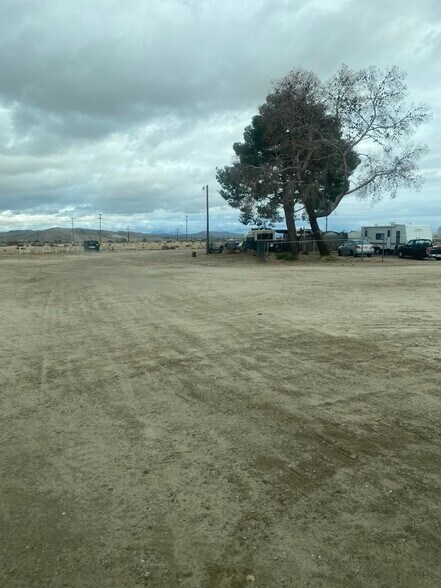 More Photos Of 24811 Community Blvd, Hinkley Manufactured Housing Mobile Home Park For Sale