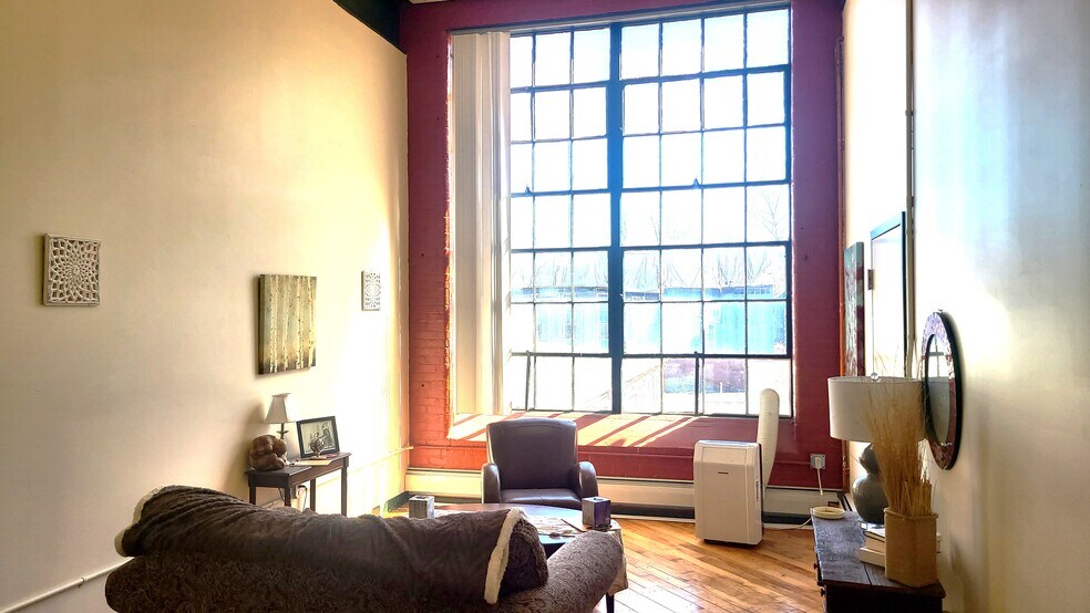 More Photos Of 642 Hilliard St, Manchester Unknown For Lease