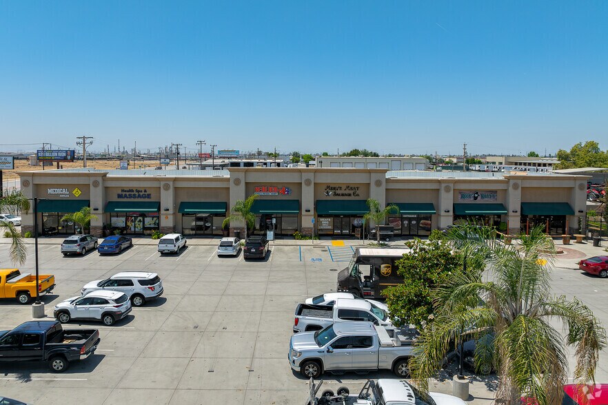 More Photos Of 4208 Rosedale Hwy, Bakersfield Storefront For Lease