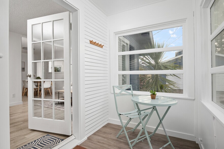 More Photos Of Ocean Rogue Inn, Rockaway Beach Hospitality For Sale