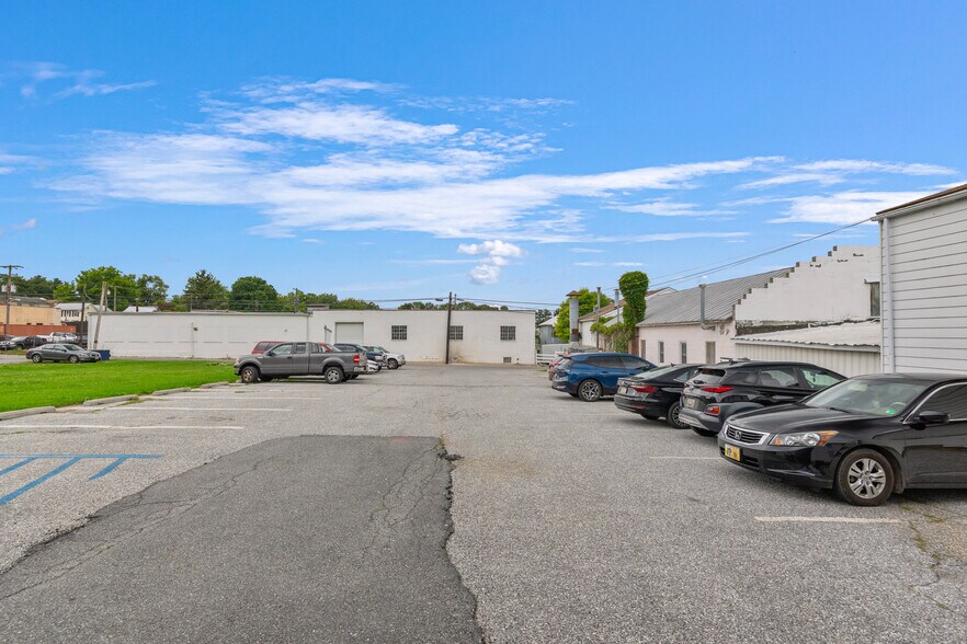 More Photos Of 280 Main St, Westminster Medical For Lease