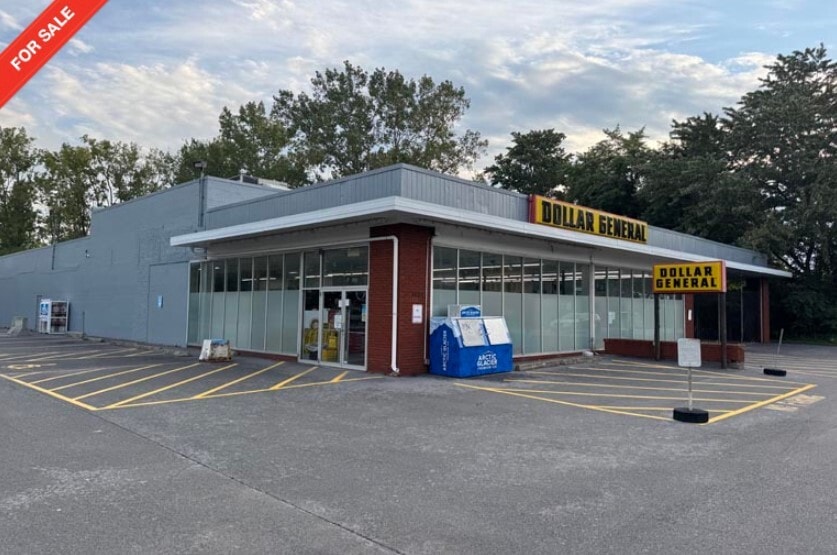 Primary Photo Of 11273 Maple Ridge Rd, Medina Freestanding For Sale