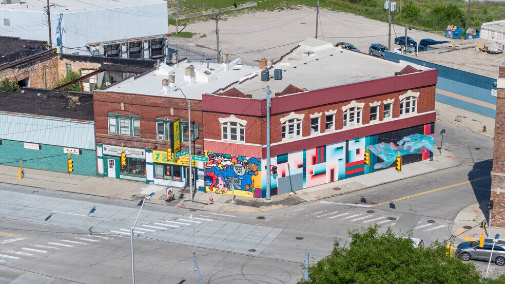 More Photos Of 2055 Gratiot Ave, Detroit Storefront Retail Office For Lease
