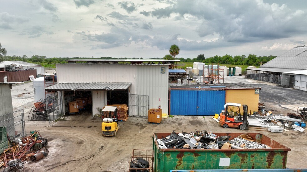 More Photos Of 17250 SW Railroad Ave, Indiantown Manufacturing For Sale