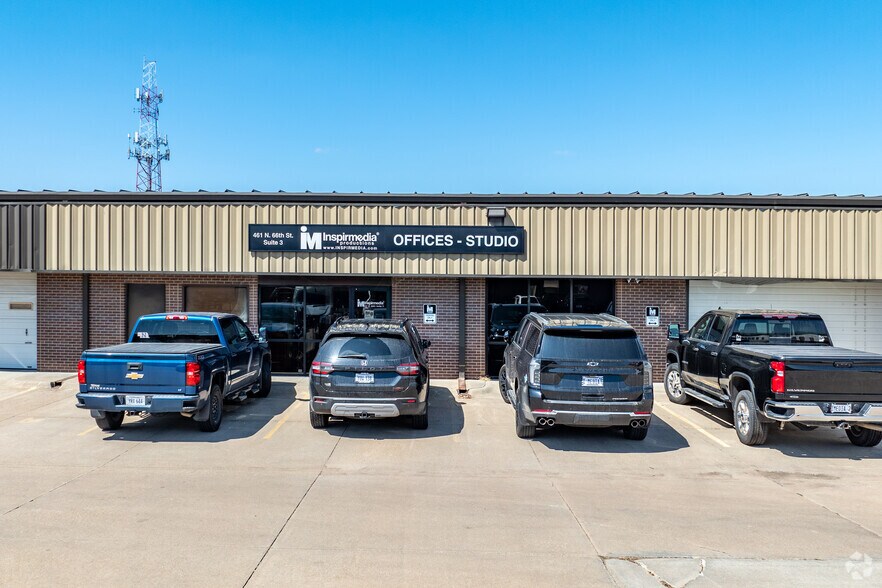 More Photos Of 461 N 66th St, Lincoln Warehouse For Lease