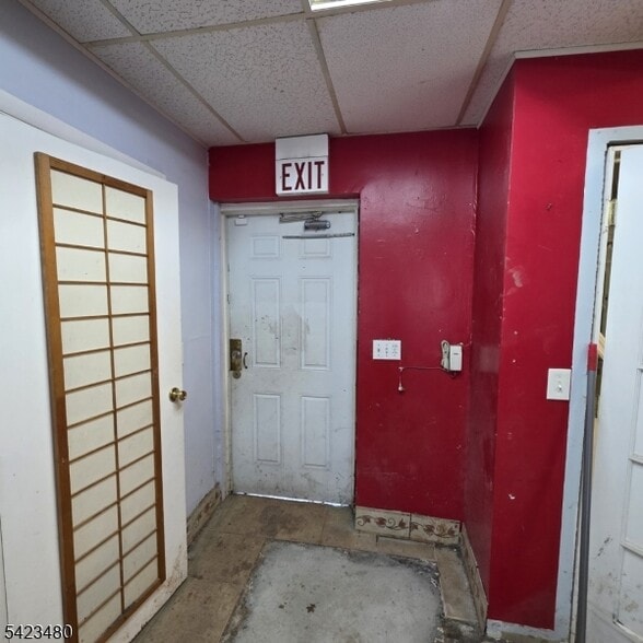 More Photos Of 713 E Main St, Bridgewater Convenience Store For Lease