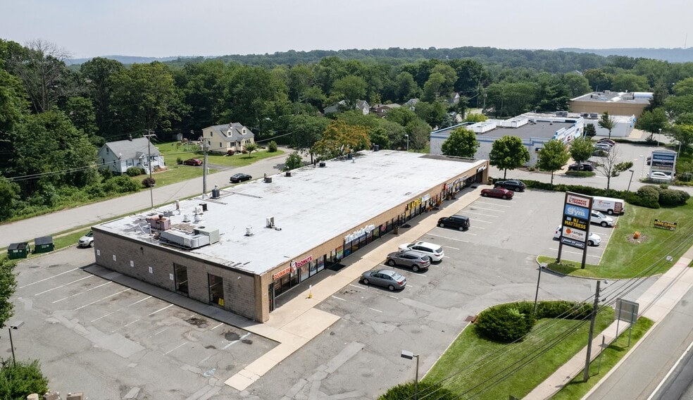 More Photos Of 470 State Route 10, Ledgewood Storefront For Lease