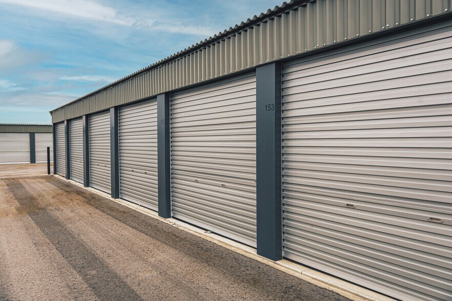 More Photos Of 11 Coho Ln, Mccall Warehouse For Sale