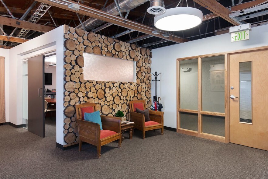 More Photos Of 6363 7th Ave S, Seattle Research And Development For Lease