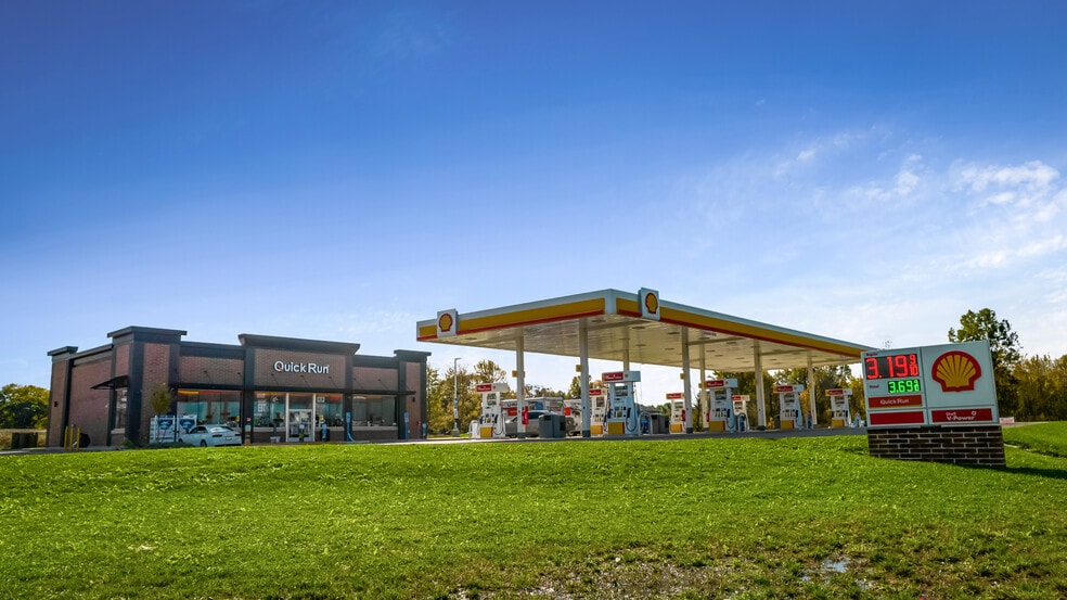 More Photos Of 4615 Leavitt Rd, Lorain Convenience Store For Sale