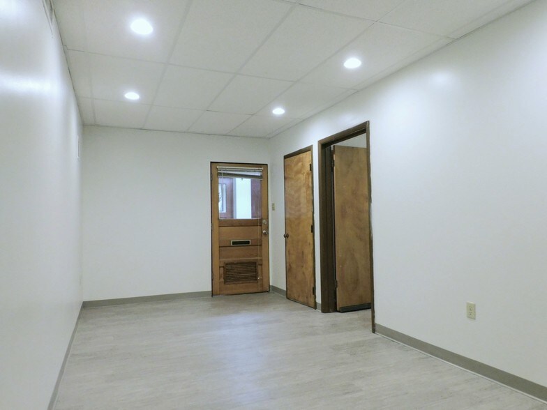 More Photos Of 300 Cedar Blvd, Pittsburgh Office For Lease